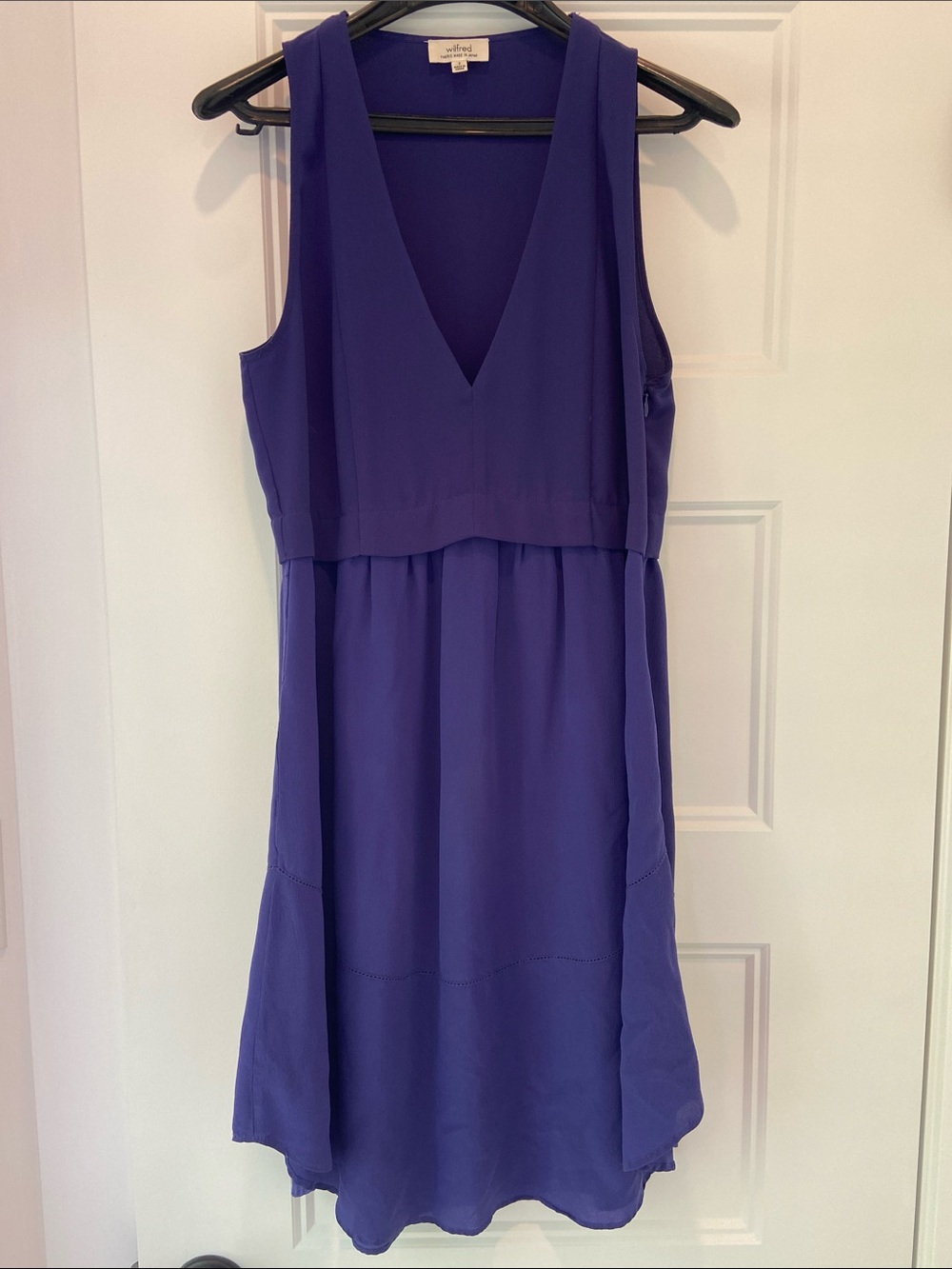 Wilfred Deep Blue V-Neck Midi Dress